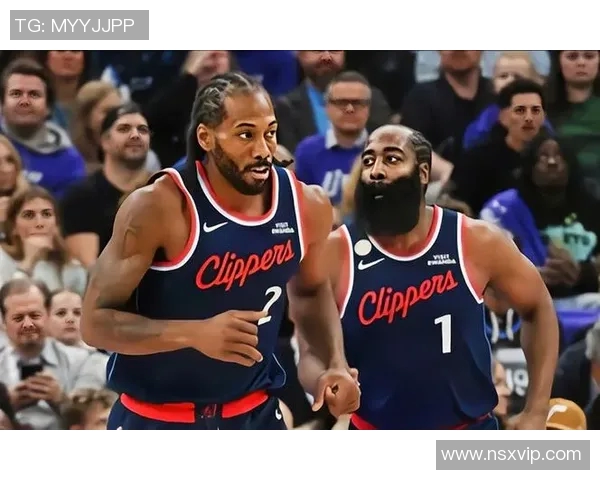 湖人火箭队对决中年轻球员谢泼德跻身得分榜第三，成球队新火力点